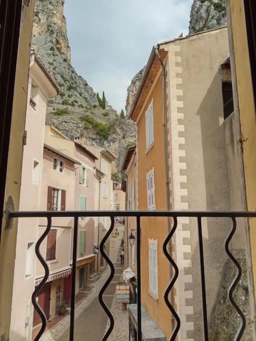 Ferienwohnung La Fontaine Moustiers-Sainte-Marie Exterior foto